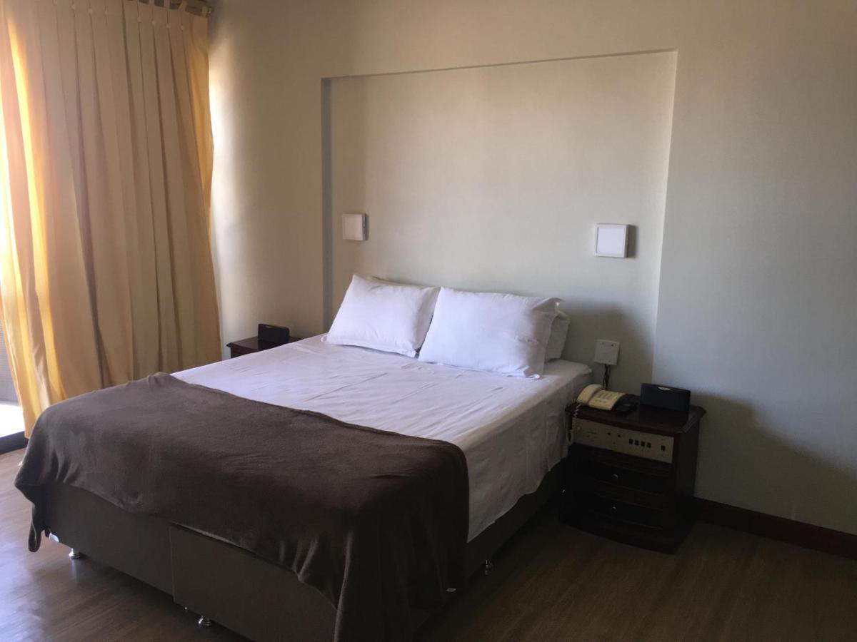 Apart Hotel No Coracao De Brasilia Kubitschek Plaza Eksteriør bilde